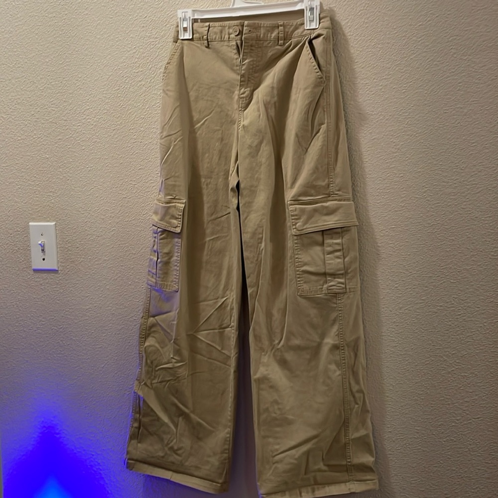 Forever 21 Cargo pants